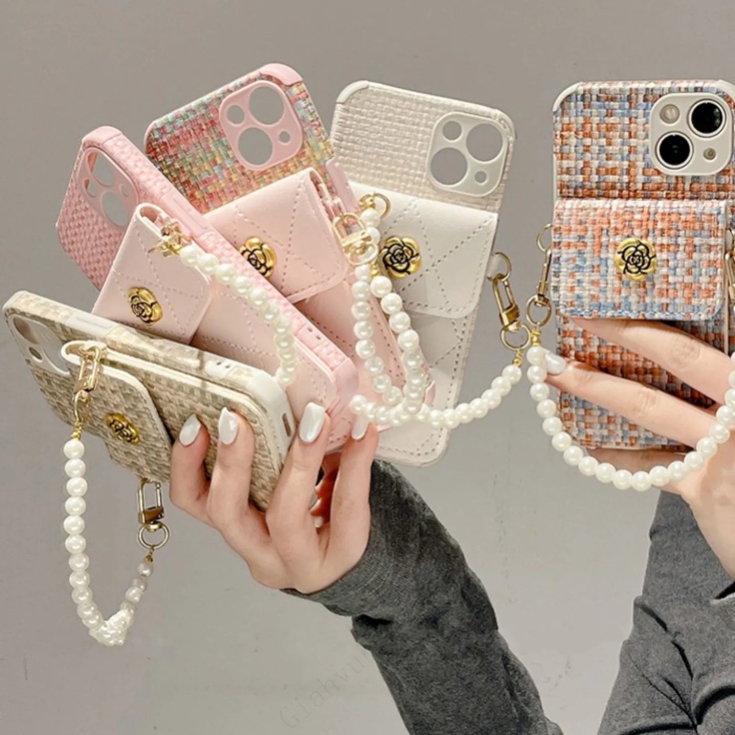 iPhone 15 14 13 12 11 Pearl Chain Strap Phone Case